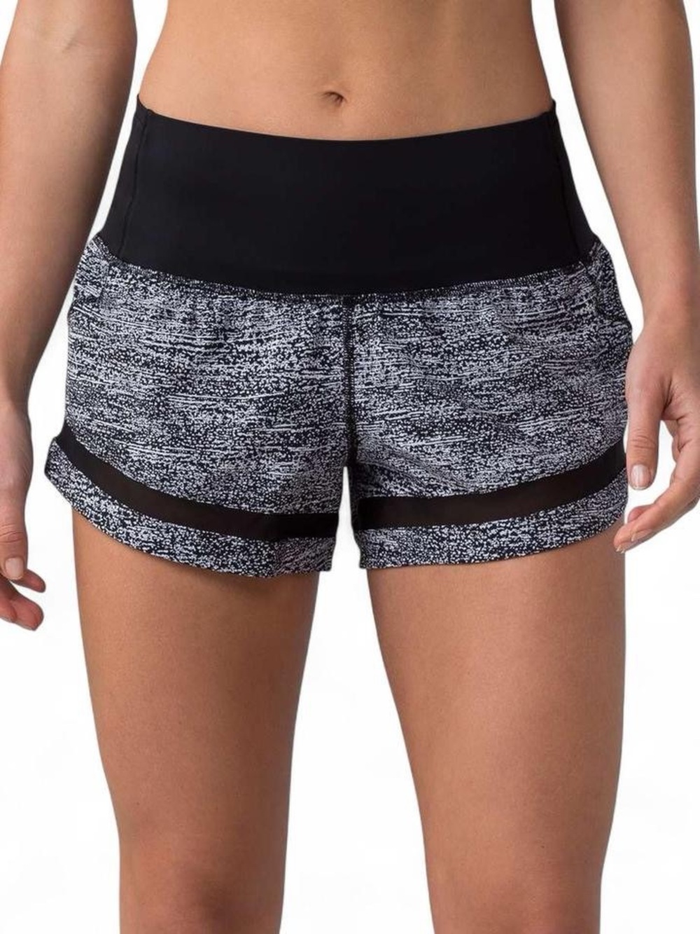 Lululemon Pace Perfect Short 3” High-Rise Black White Air Time
